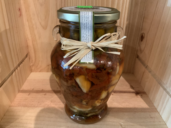Pickled Garlic with Sundried Tomato